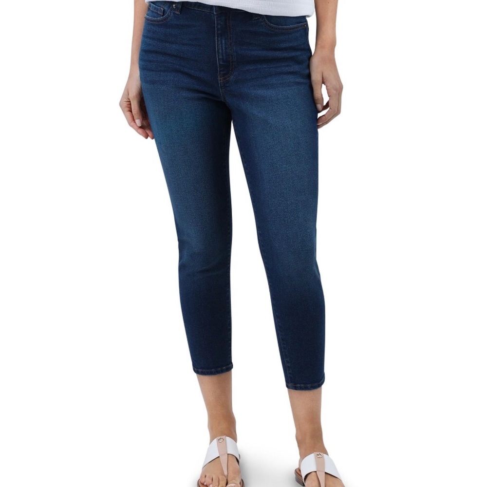 CHAPS Womens Cropped Jeans Size 6 Distressed Med Wash New